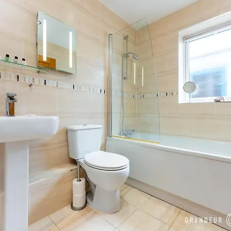 Bracken Bliss By Grandeur Property Ferndown Exterior photo